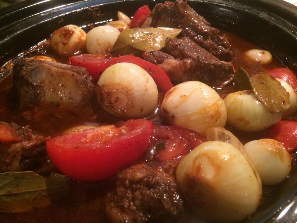 Easy short ribs featured
