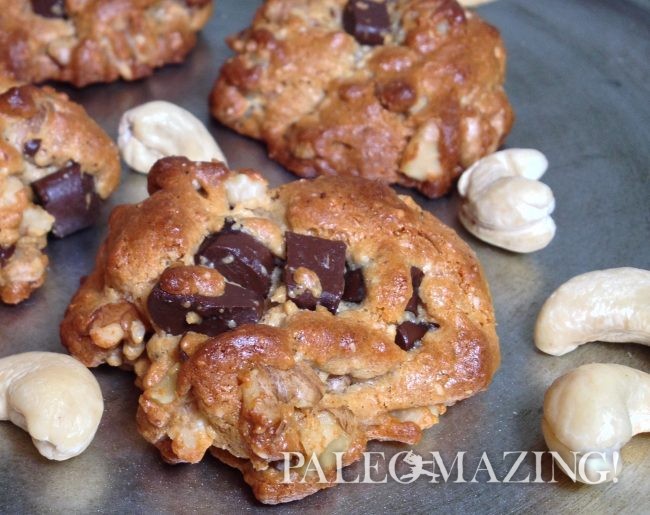 Cashew Chocolate Chip Cookies