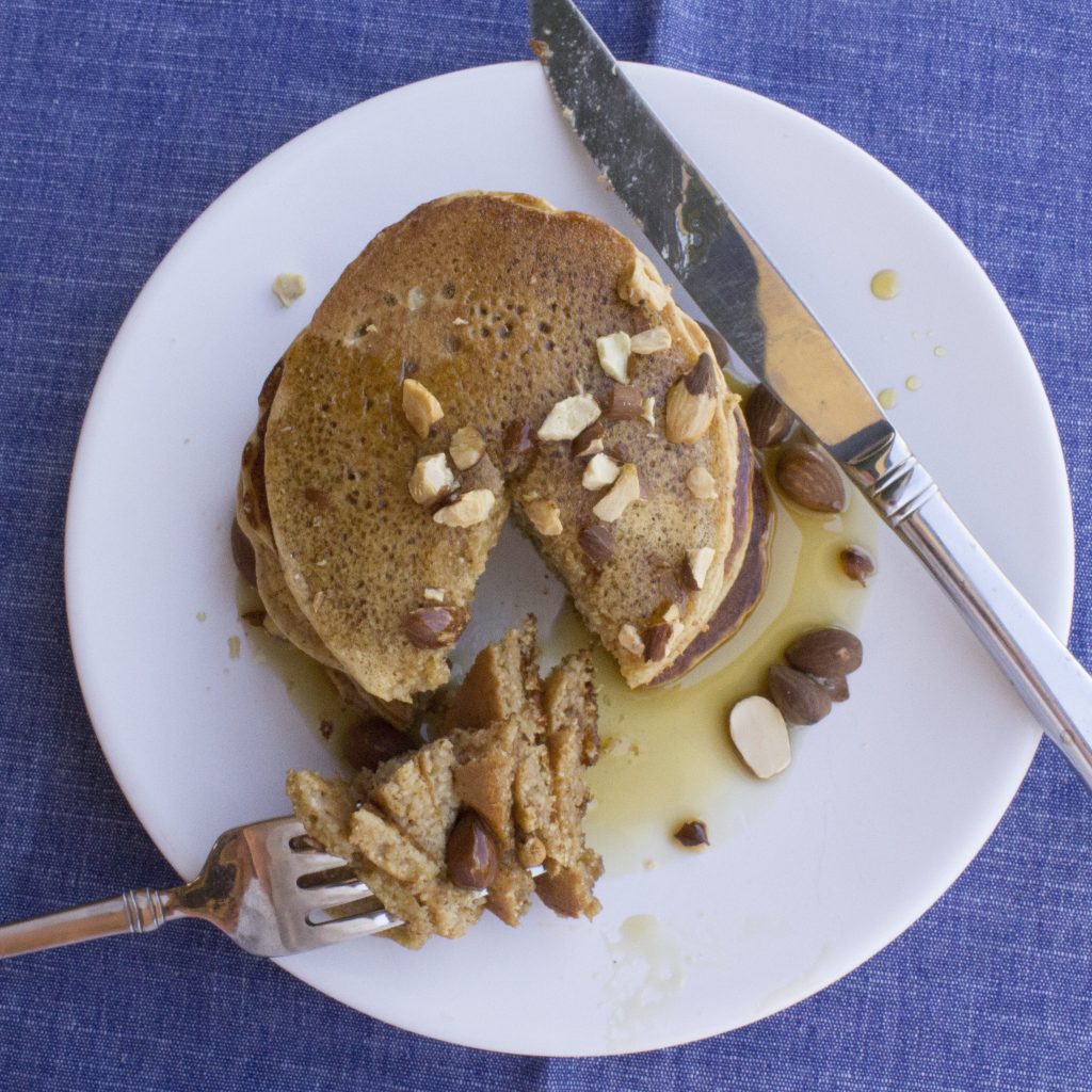 paleo maple almond pancakes