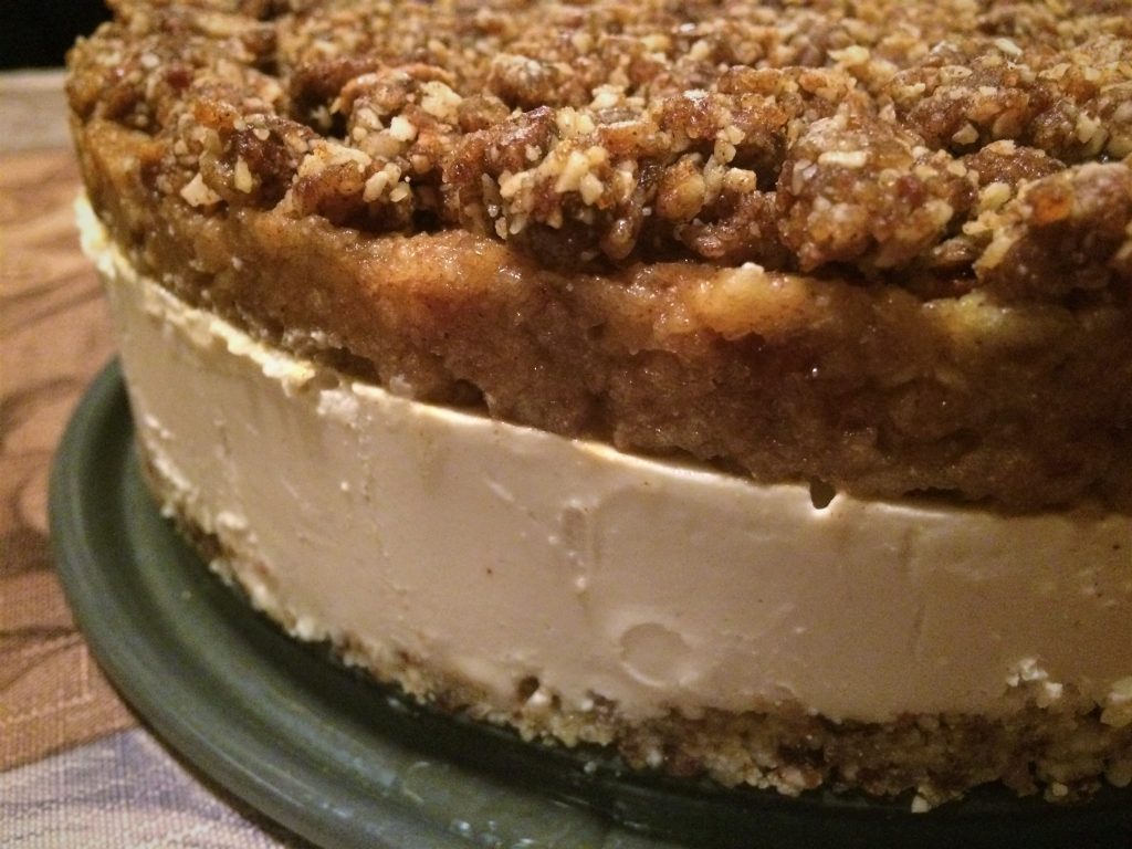paleo-apple-crumble-cheesecake-2